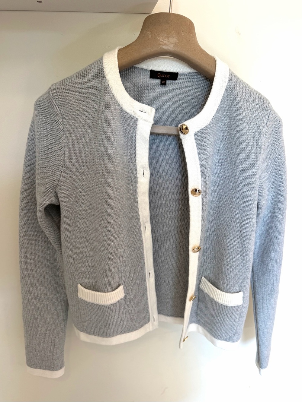 Quince 100% Organic Cotton Cardigan Sweater XS Gray and Ivory Gold Button